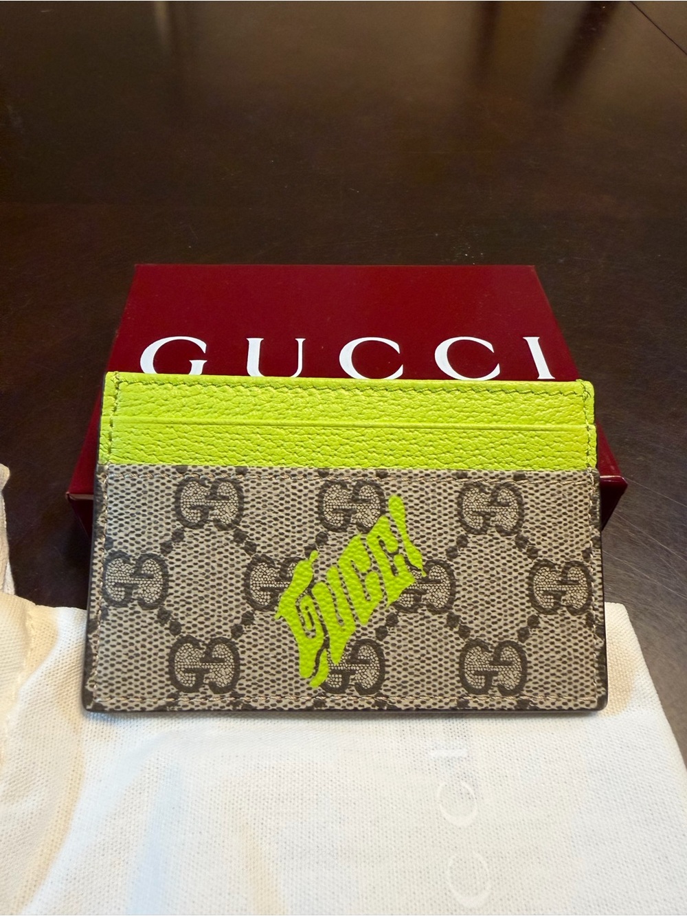 New Authentic Gucci GG Supreme Logo Card Case Walllet Brown Leather